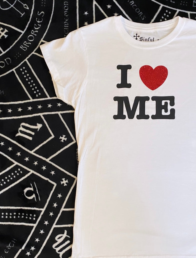 I HEART ME T-shirt