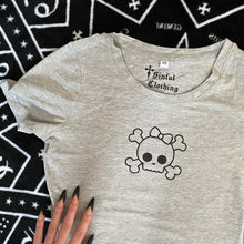 Load image into Gallery viewer, Grey Skull Crop Tee
